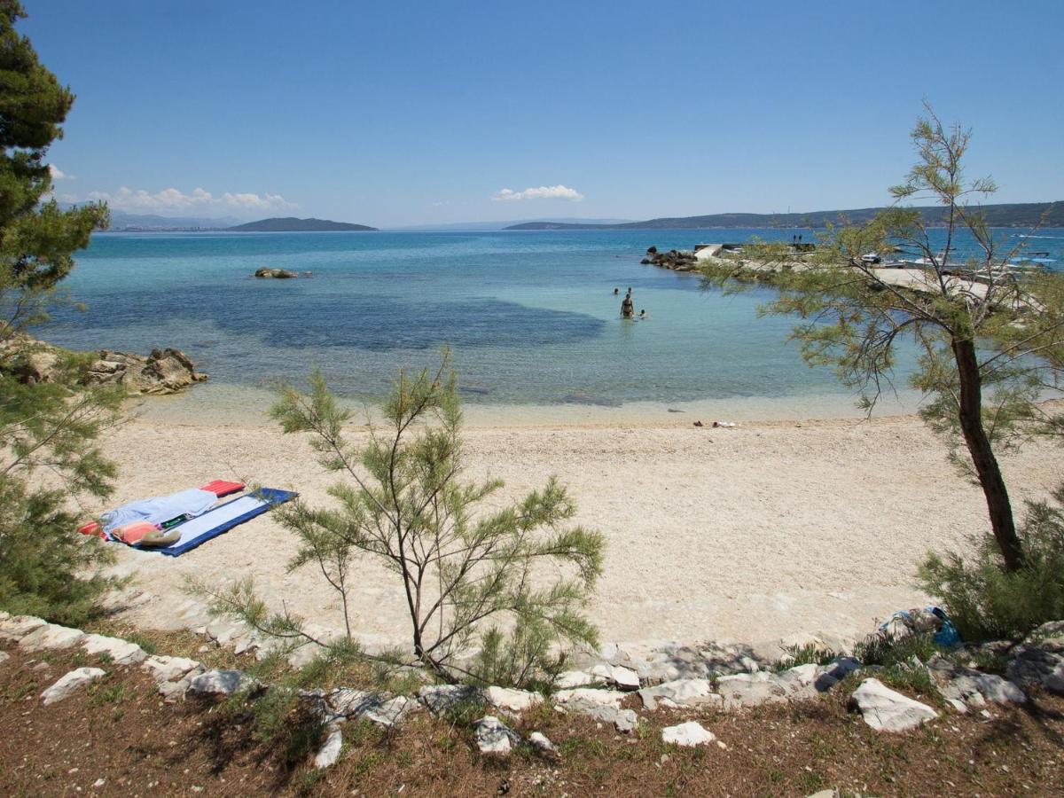 Nice Small Apartment With A Sea View Kastela Dış mekan fotoğraf