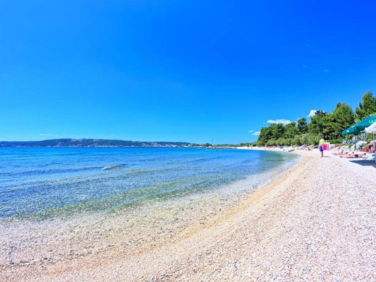 Nice Small Apartment With A Sea View Kastela Dış mekan fotoğraf